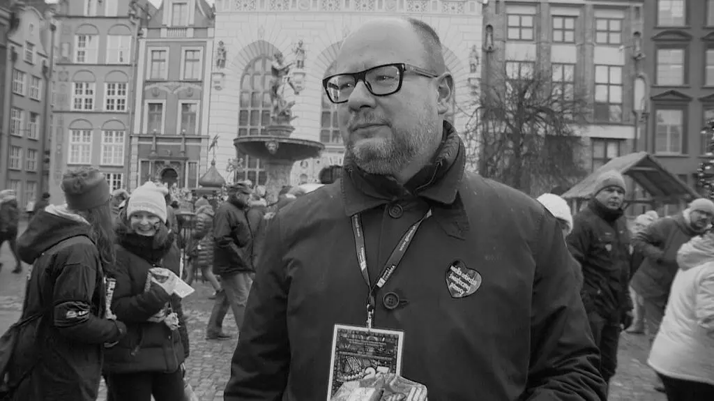 Z "ostatniej puszki" Adamowicza będzie karetka neonatologiczna