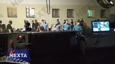 Przejście przez "korytarz" białoruskiej milicji 