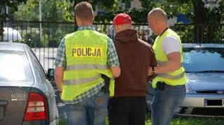Słupscy i francuscy policjanci rozbili zorganizowaną grupę okradającą salony optyczne we Francji