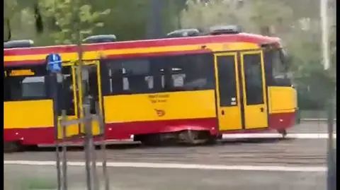 W Łodzi wykoleił się tramwaj