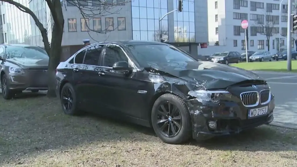 Pytanie czy kierowca volvo miał możliwość dojrzenia czy usłyszenia sygnałów dźwiękowych