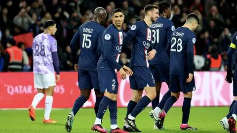 PSG mknie po mistrzostwo. "Paryż może polegać na Messim"
