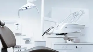 Zmiany w usługach dentystycznych w ramach NFZ w 2025 roku