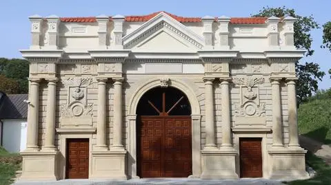 Brama Radziwiłłowska została odnowiona