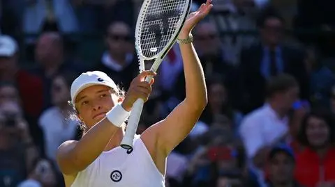 Iga Świątek proceeds to Wimbledon 3rd round with 37th straight win