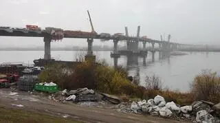 Całkowita długość trasy, wraz estakadą i mostem, wyniesie ok