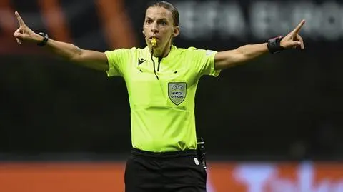 Historyczna decyzja. Sześć kobiet w gronie sędziów na mundial w Katarze