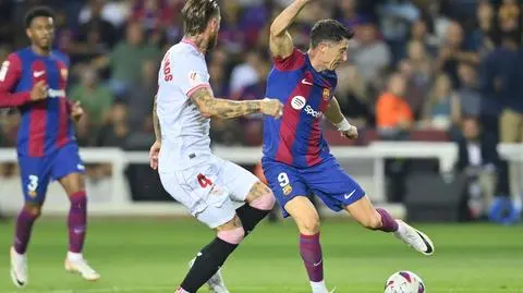 Wielkie szczęście Barcelony, cały mecz Lewandowskiego