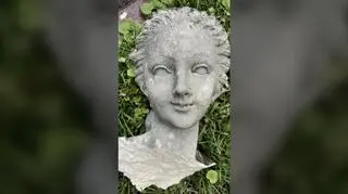 Fragment posągu "Dominy" Enrico Buttiego