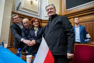 Marcin Bosacki, Michał Kamiński, Gabriela Morawska-Stanecka i Petro Poroszenko