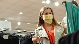 Jak bezpiecznie zrobić zakupy świąteczne?