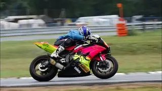 Rozpędzony motocyklista 
