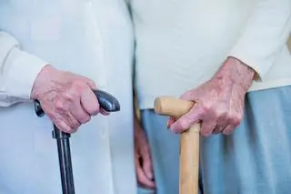 Ponad 80 procent seniorów zetknęła się z dziadurzeniem