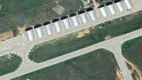 Rosjanie budują hangary ochronne dla samolotów 300 km od granicy
