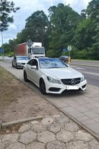 W każdym aucie był jeden migrant