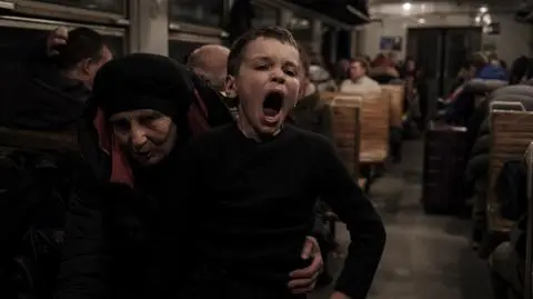 "Zginęli zwykli ludzie, a znajomi z Rosji mówią, że to nieprawda, że sami do siebie strzelamy"