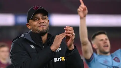 Jest pierwszy beniaminek w Premier League. Imponujący wyczyn legendarnego obrońcy
