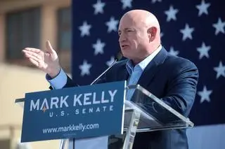 Wybory do Senatu w Arizonie wygrał były astronauta Mark Kelly