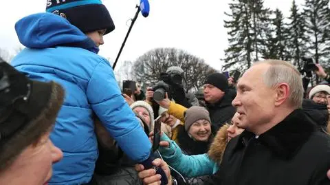 Kreml: dyskusja i kampania informacyjna jeszcze przed nami