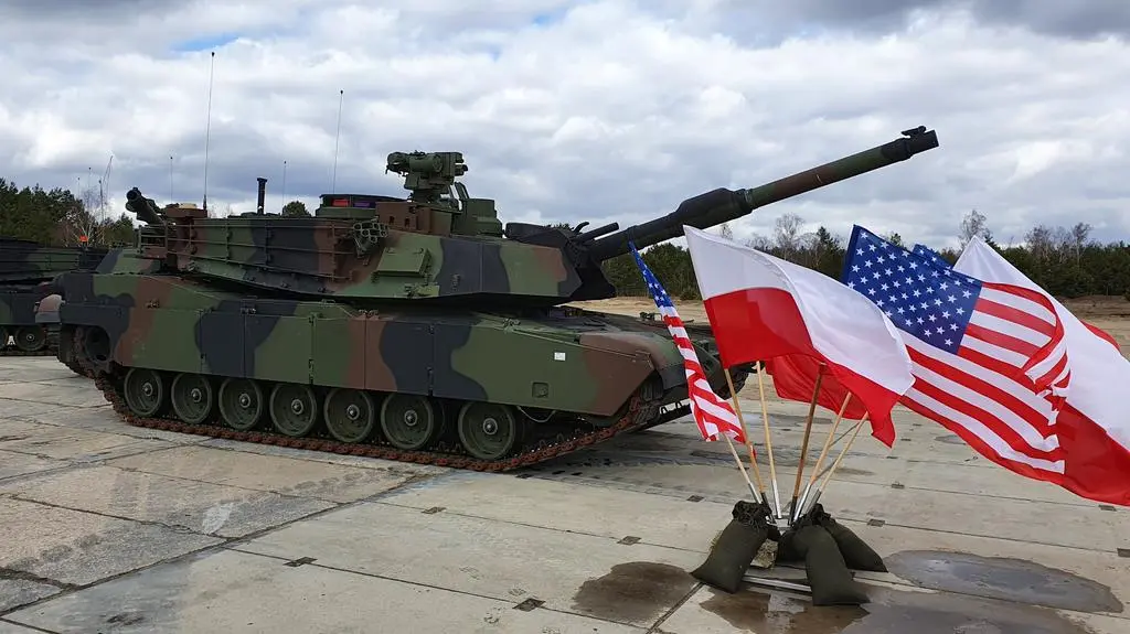 Czołg M1A2 Abrams w garnizonie w Warszawie-Wesołej