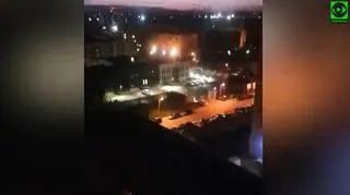 Syreny policyjne w środku nocy