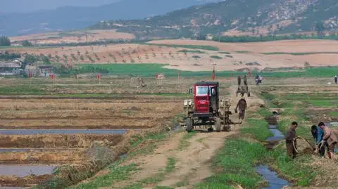 "Pogarszająca się" sytuacja. Kim Dzong Un wzywa do "fundamentalnej transformacji"