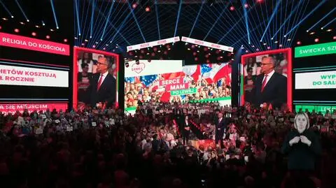 Debata w TVP. "Kobieta będzie reprezentować Lewicę, bo dla nas kobiety są naprawdę ważne". Oglądaj na żywo 