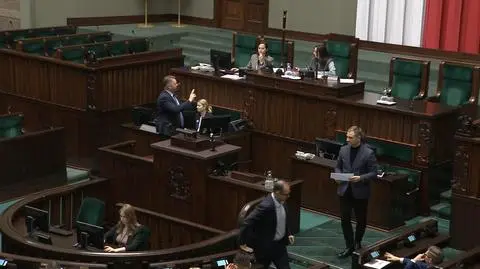 Przemysław Czarnek przerwał wystąpienie Sławomira Nitrasa w Sejmie
