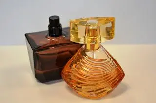 Skradzione perfumy