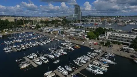 Zakażenia koronawirusem po imprezie na katamaranie 