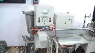 Zlikwidowano minifabrykę leków w Dąbrowie Górniczej