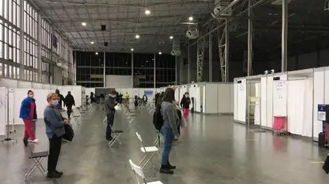 Punkt masowych szczepień na terenie MTP