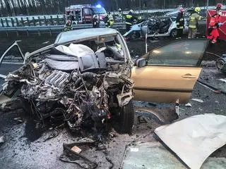 Wypadek na S3. Dwie osoby nie żyją