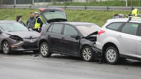 Zablokowany pas S8. Korki w kierunku Marek