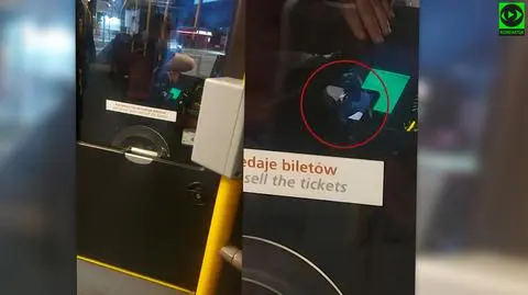 Kierowca autobusu "cały czas oglądał film"