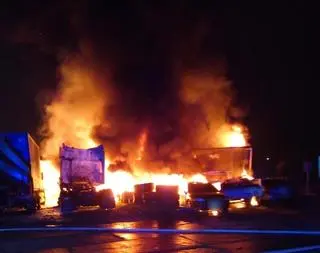 Na parkingu w Rusocinie wybuchł pożar