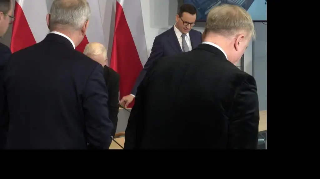 3001N400XR PIS DNZ RYDZEK