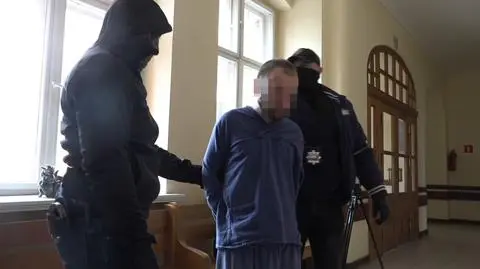 Włamał się do domu, został nakryty. Nie żyje 37-latka, jej córka jest ciężko ranna 