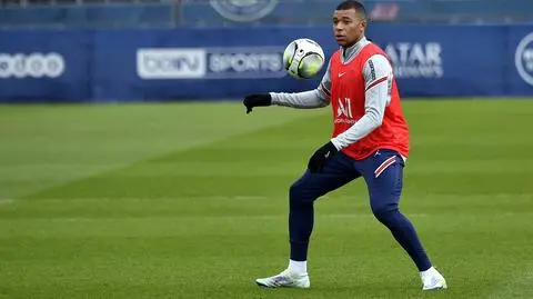 Mbappe jednak zostanie w PSG? Niesamowita oferta władz klubu