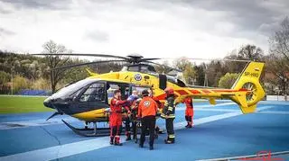 Nastolatka do szpitala przetransportował śmigłowiec LPR