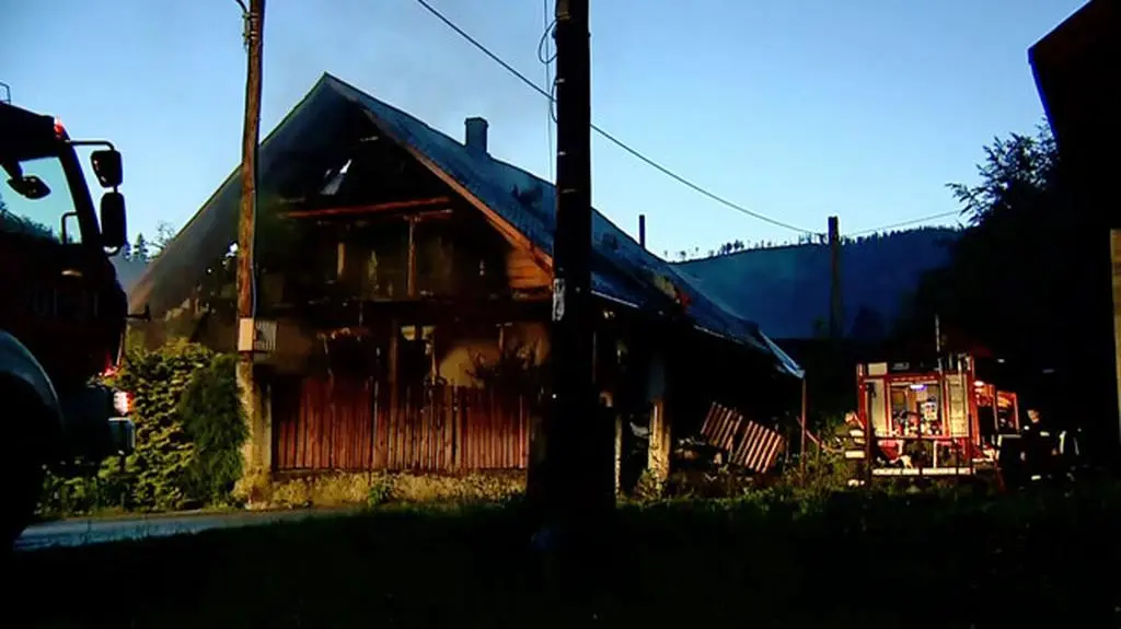 Pożar drewnianego domu. Nie żyje dwójka dzieci