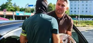"Skompromitował", "uwikłał". Oświadczenie ministra sportu