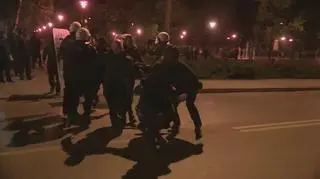 04.05 | W Knurowie kolejne zamieszki po śmierci kibica