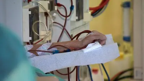 Zatrważające dane lekarzy. Jedna czwarta dializowanych pacjentów zmarła w czasie pandemii