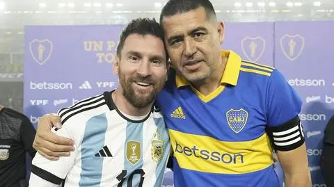 Messi wzruszony, skradł show legendzie w jego pożegnalnym meczu