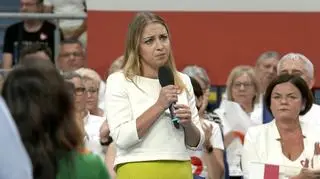 Kinga Gajewska na wiecu wyborczym w Pile 