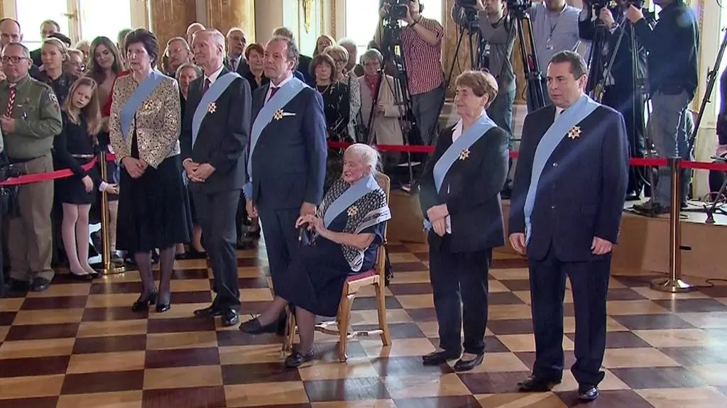 Prezydent wręczył Ordery Orła Białego