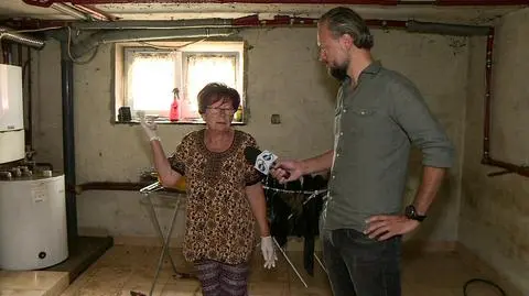 "Wyskakiwałyśmy przez okienko na korytarzu. Strażacy podstawili jakieś krzesła i uciekłyśmy"