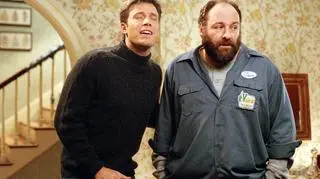Ben Affleck i James Gandolfini w filmie "Przetrwać święta"