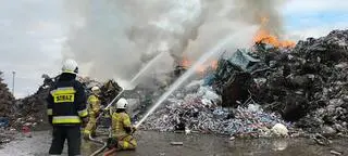 Pożar składowiska odpadów w Przysiece Polskiej